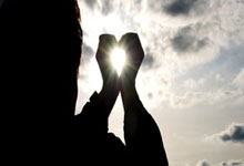 欧博ABG：殳海認為佩林卡成功簽下香餑餑而不需要付出首輪選秀權，這算是一種小的勝利。.